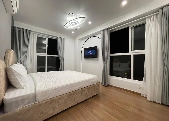 Luxury With Sea View In Căn hộ