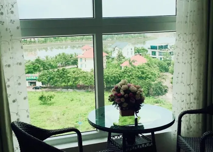 Luxury With Sea View In Căn hộ *