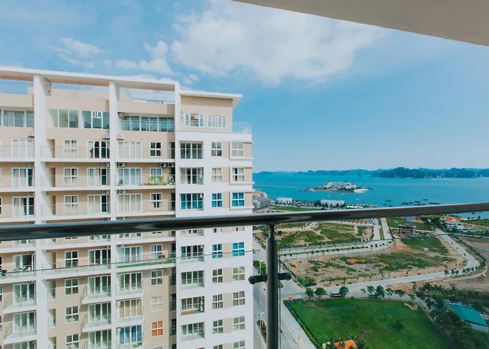 Luxury With Sea View In Căn hộ Hạ Long