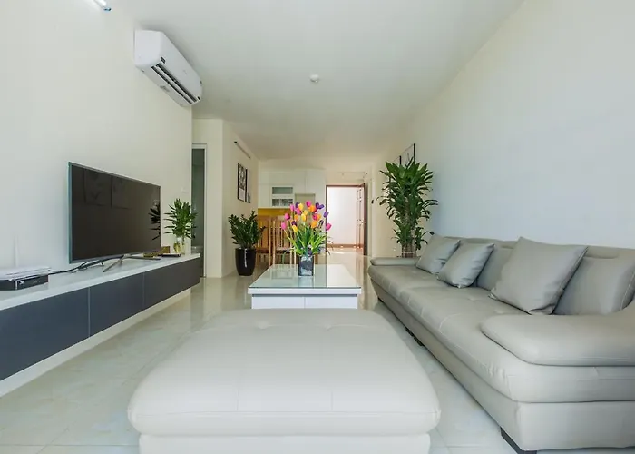 Luxury With Sea View In Căn hộ