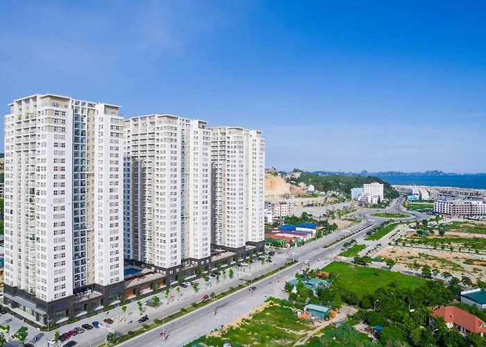 Luxury With Sea View In Căn hộ *